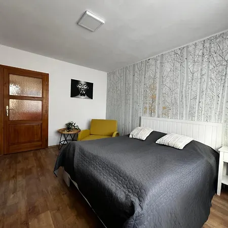 2 Jesen-zima Apartment *